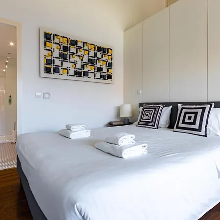 Portosoul Trindade Apartment