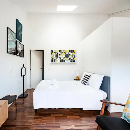 Portosoul Trindade Apartment